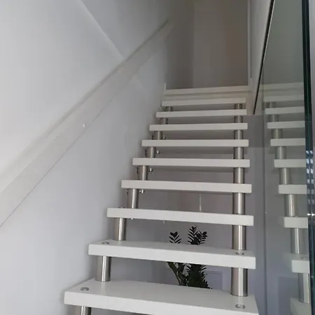 Apartmenthaus In 4*